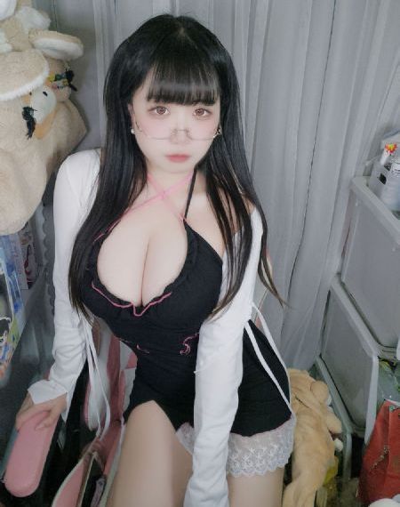 三妻四妾免费观看完整电影_720全集在线观看