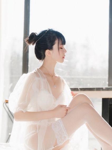 两个上面一个吃下边电影_BD韩语免费播放