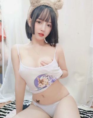 我和闺蜜两口子玩4p_720完整在线观看