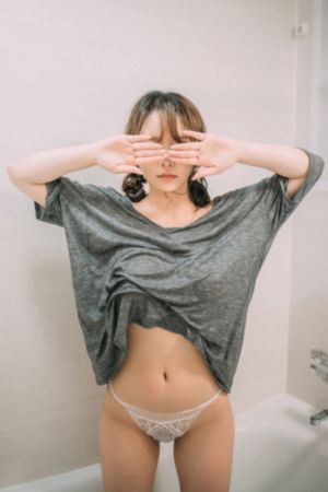 可疑的美容院在线看_超清在线播放